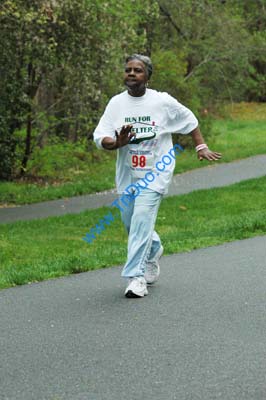 Fords Colony Run for Shelter Photo