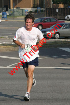 Run for Holiday House Photo